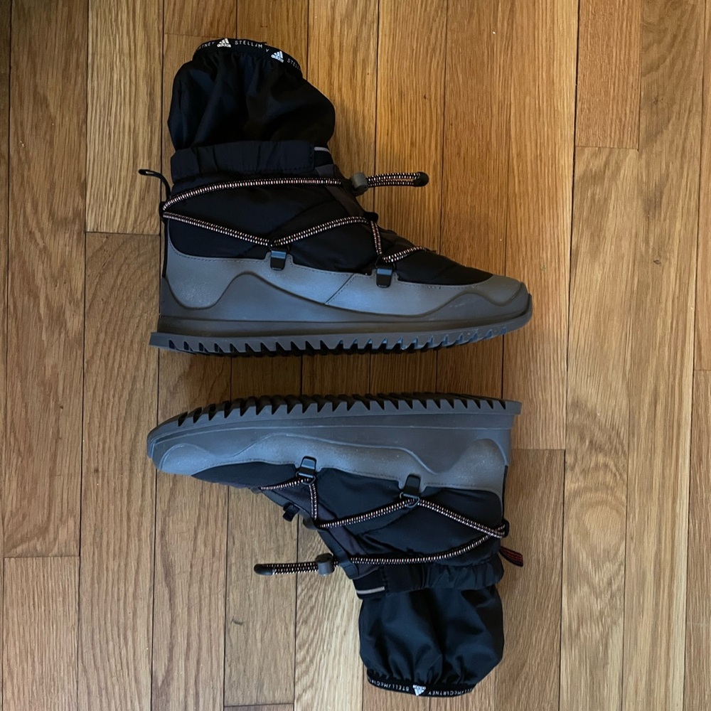 Stella McCartney Adidas women’s boots 7.5